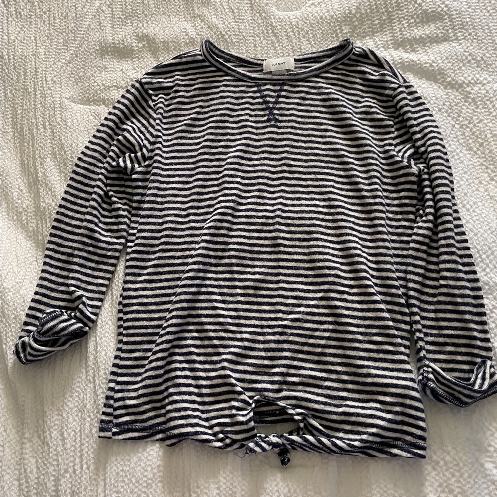 Old Navy top